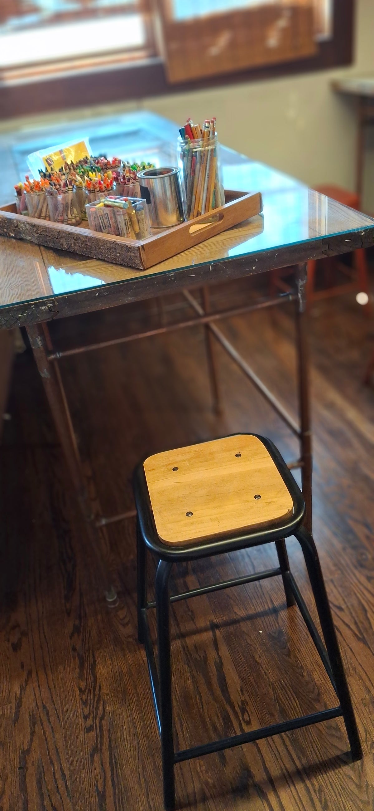 Maalai Iron Stool