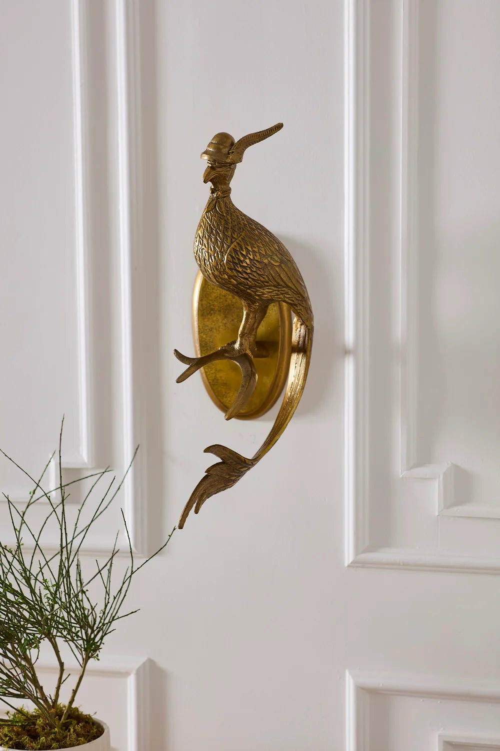 E+E Avery Wall Mount