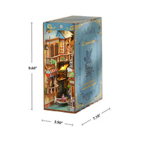 Model of a house in a box with dimensions displayed