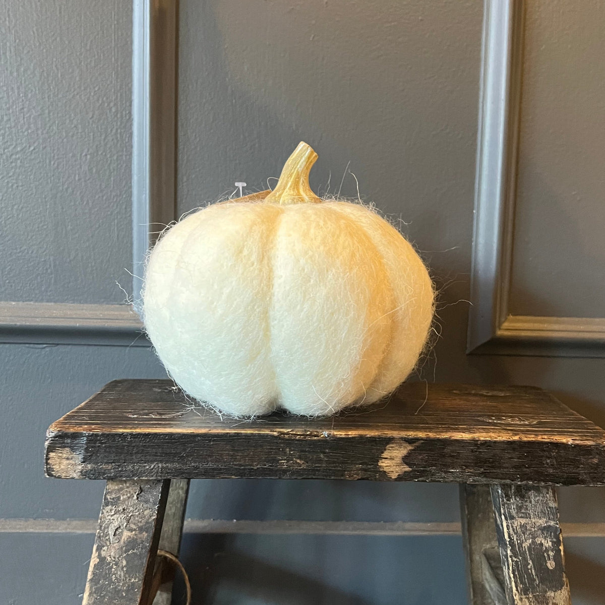 Large Wool Pumpkin